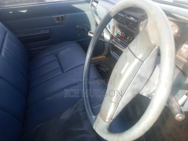 Nissan Pick-Up 2.5D 1998