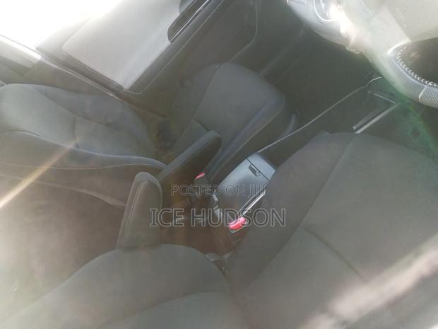 Toyota Wish 2011 White