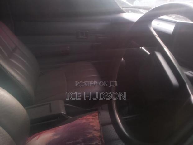 Toyota Hilux 2003 Black
