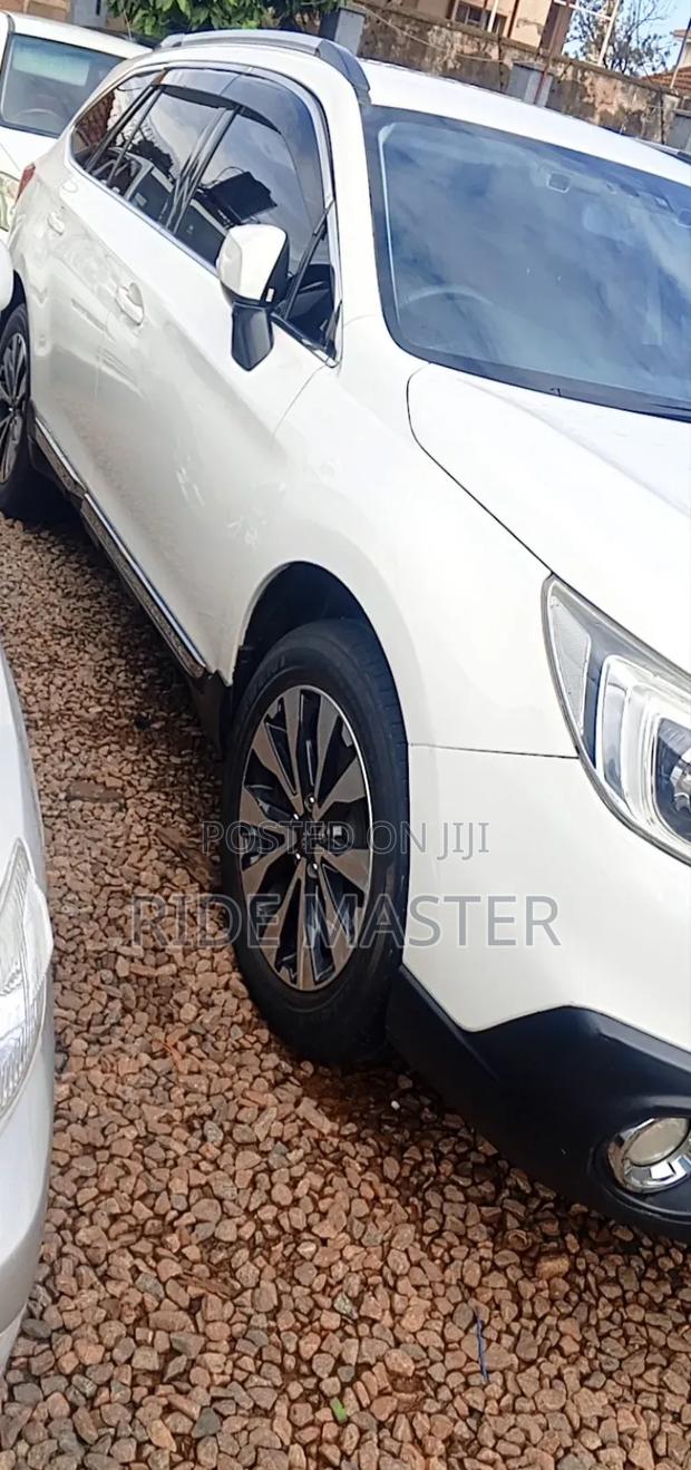 Subaru Outback 2015 White