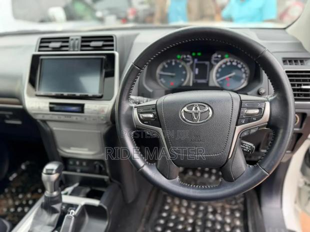 Toyota RAV4 2016 Silver
