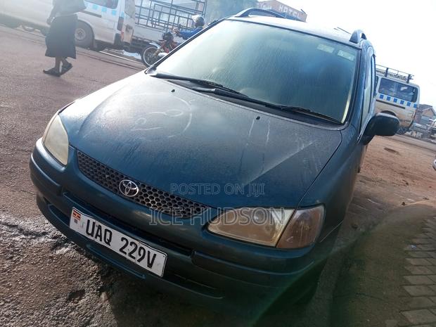 Toyota Corolla Spacio 2002 Black