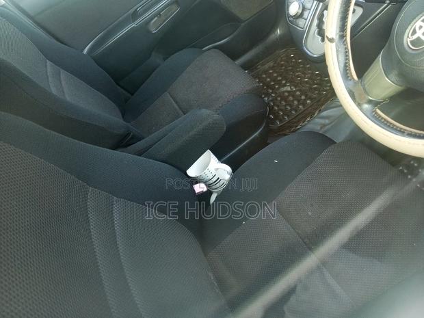Toyota Wish 2006 White