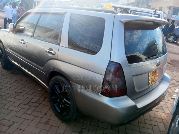 Subaru Forester 2005