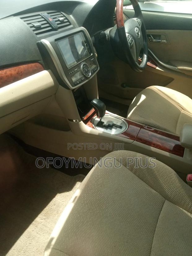 Toyota Premio 2013 Blue