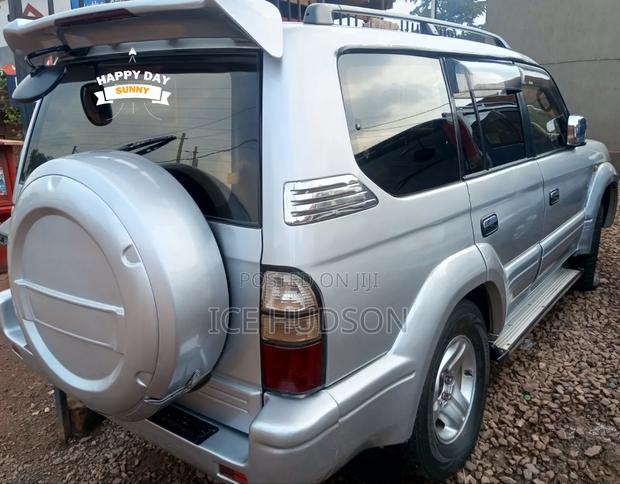Toyota Land Cruiser Prado 1999 Silver