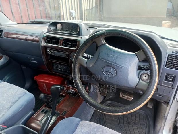 Toyota Land Cruiser Prado 1999 Silver