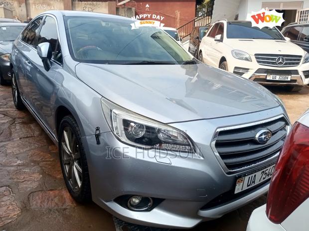 Subaru Legacy 2010 Gray