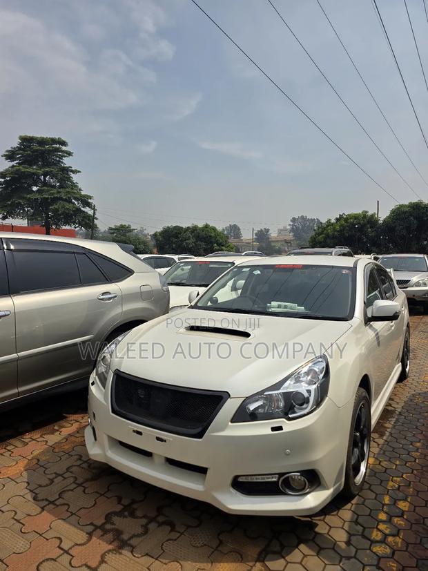 Subaru Legacy 2012 White