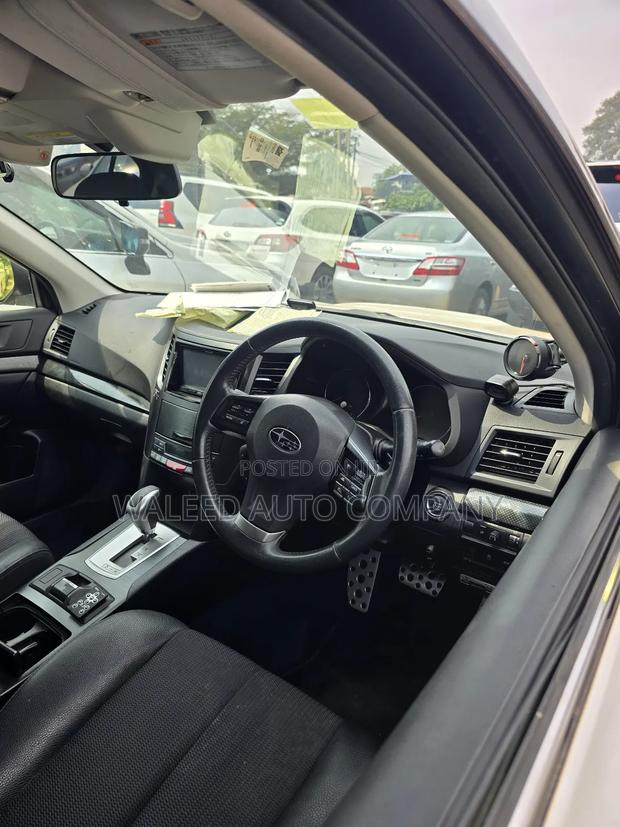 Subaru Legacy 2012 White