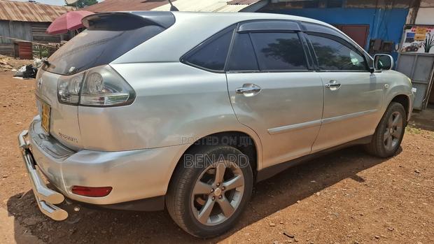 Toyota Harrier 2.4 2009 Silver
