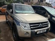 Mitsubishi Pajero 2010 Green for sale