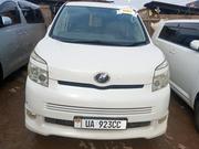 Toyota Voxy SV Premium 2014 White for sale