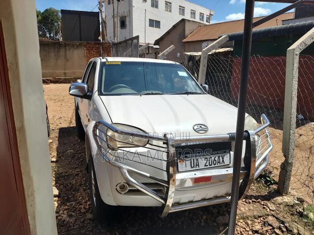 Nissan Pick-Up 2014 White