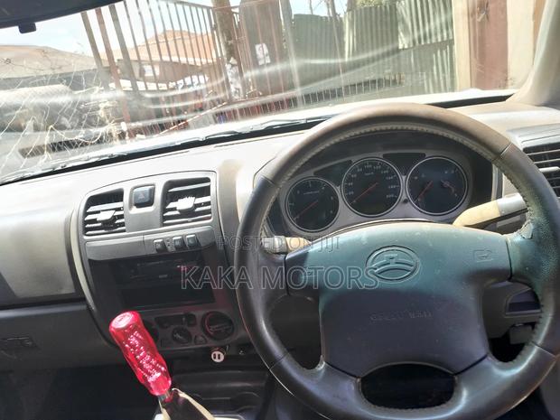 Nissan Pick-Up 2014 White