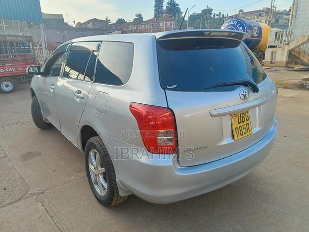 Toyota Corolla Fielder 2015 Silver