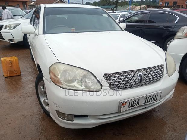 Toyota Mark II 2002 White
