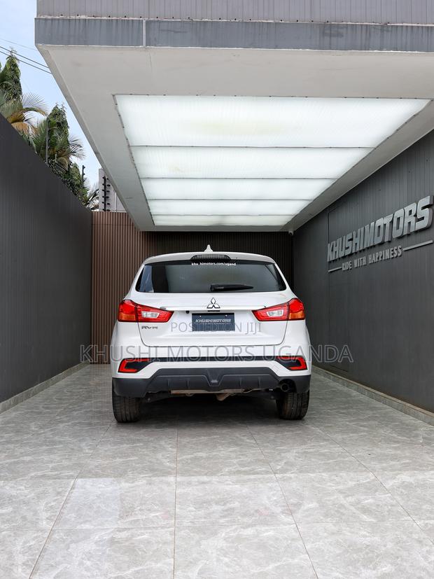Mitsubishi RVR 2019 White