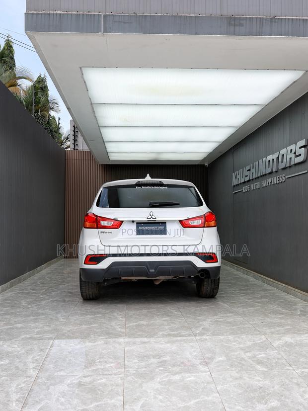 Mitsubishi RVR 2019 White