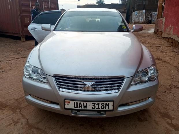 Toyota Mark X 2006 Silver