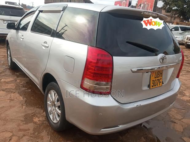 Toyota Wish 2007 Silver