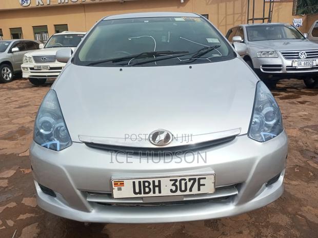 Toyota Wish 2007 Silver