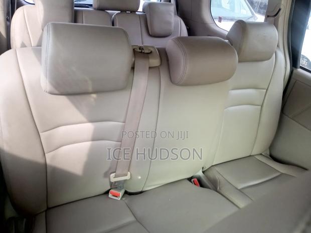 Toyota Noah 2013 White