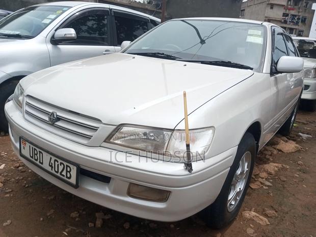 Toyota Premio 2001 Silver