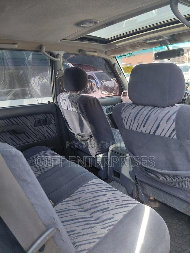 Toyota Land Cruiser Prado 2002 White