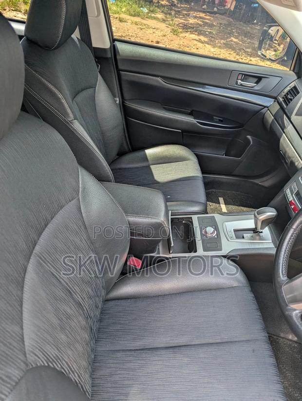 Subaru Legacy 2010 Black