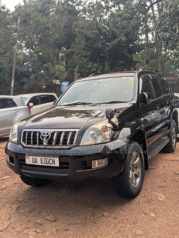 Toyota Land Cruiser Prado 2009 Black