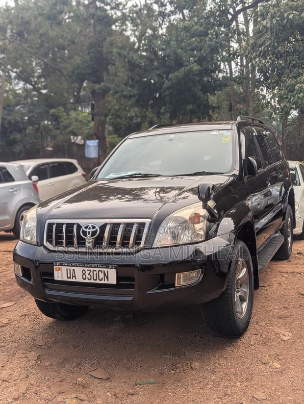 Toyota Land Cruiser Prado 2009 Black