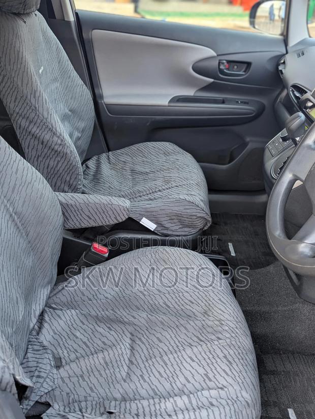 Toyota Wish 2011