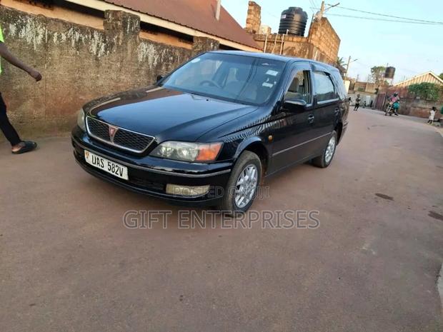 Toyota Vista 2003 Black