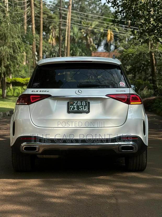 Mercedes-Benz GLE-Class GLE 300d 4MATIC 2020 Pearl
