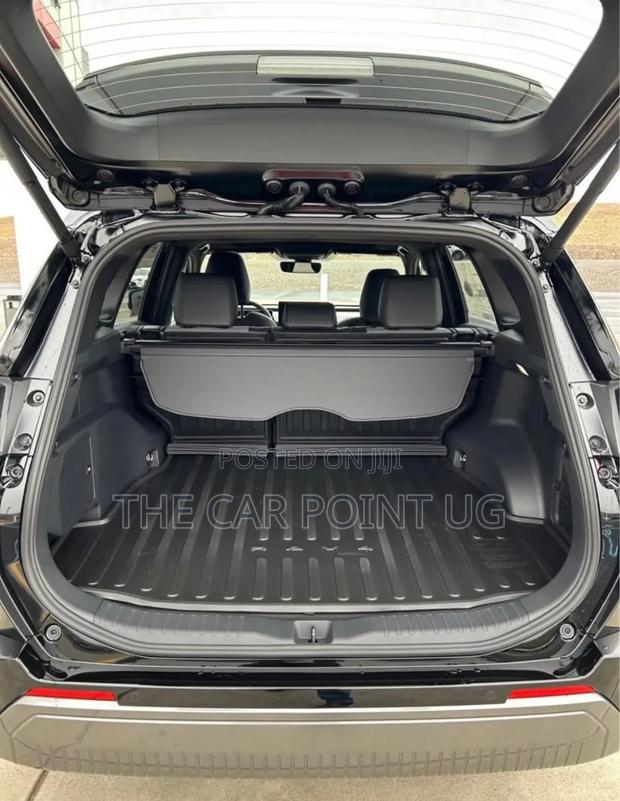 Toyota RAV4 Hybrid 2025 Black