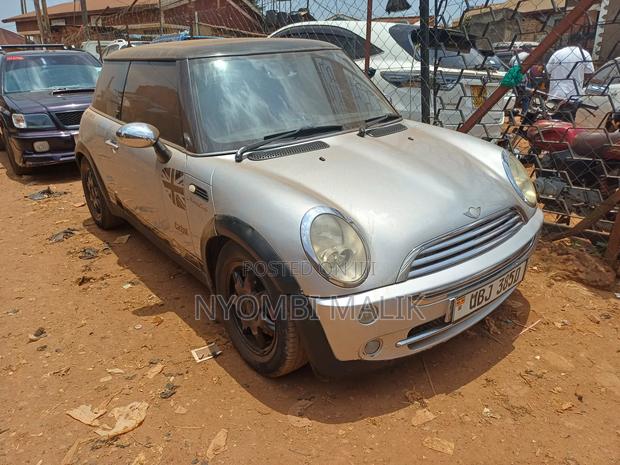 Mini Cooper 2006 Silver