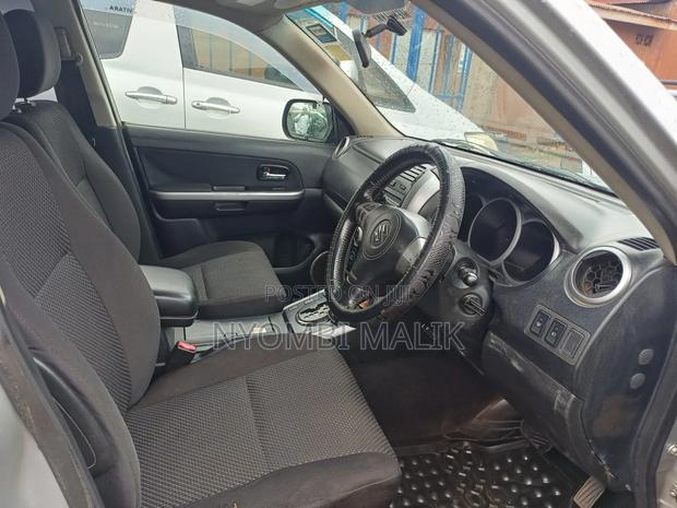 Suzuki Escudo 2008 Silver