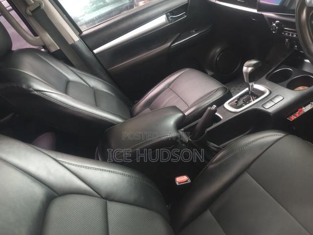 Toyota Hilux 2017