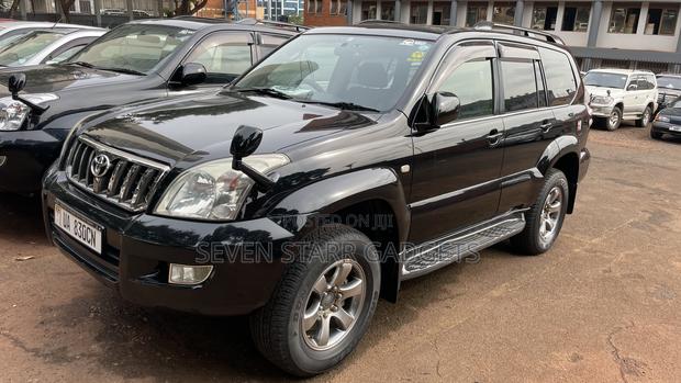 Toyota Land Cruiser Prado 2009 Black