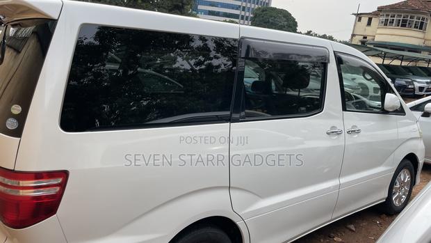 Toyota Alphard 2007 White
