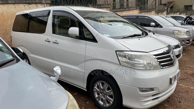 Toyota Alphard 2007 White