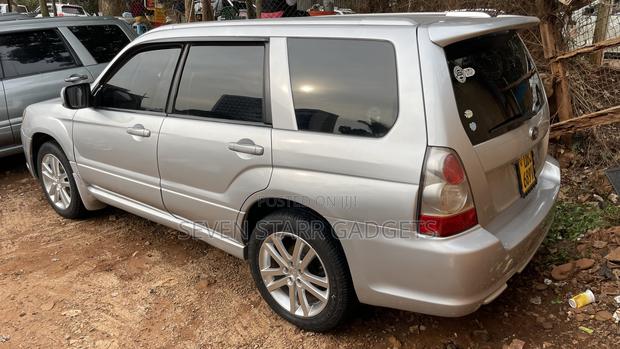 Subaru Forester 2006 Silver