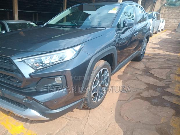 Toyota RAV4 2020 Gray