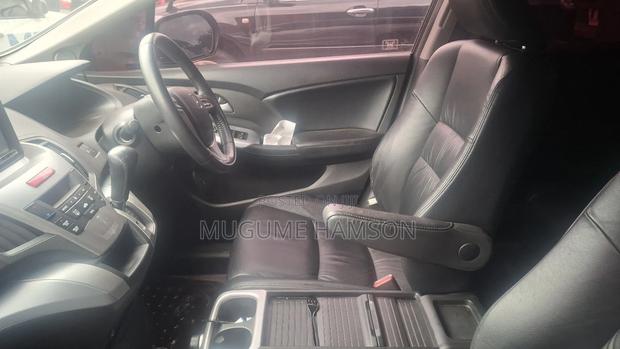 Honda Odyssey 2.0 Hybrid (8 seater) 2019 Silver