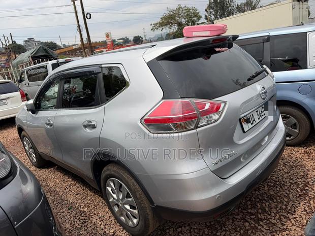 Nissan X-Trail 2014 Silver