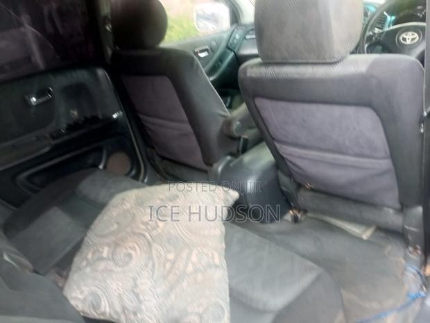 Toyota Kluger 2004 White