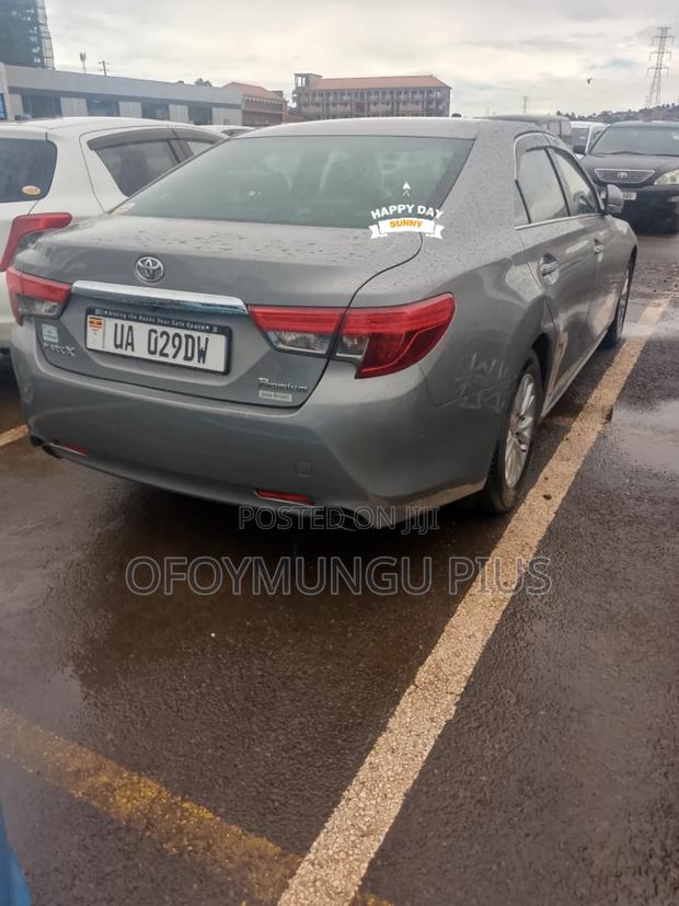 Toyota Mark X 2011 Gray
