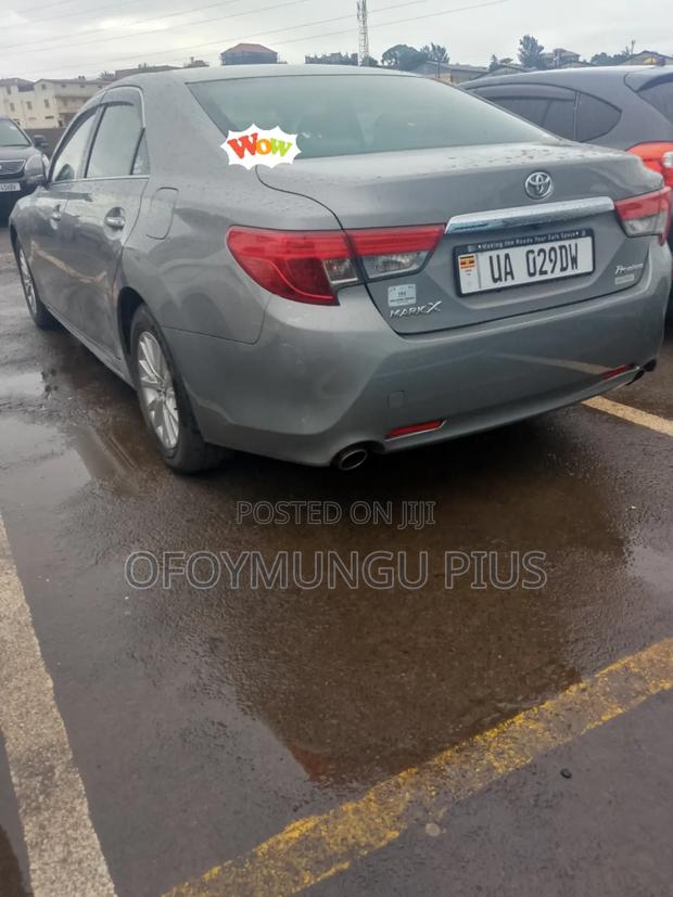 Toyota Mark X 2011 Gray
