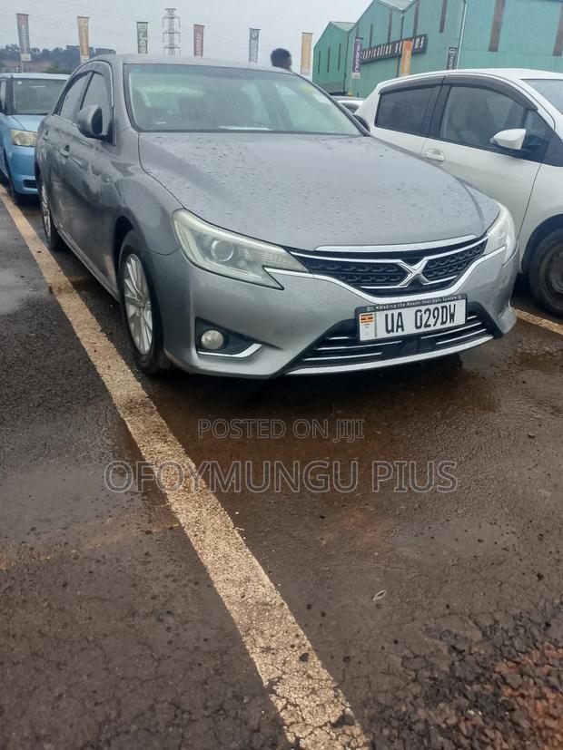 Toyota Mark X 2011 Gray